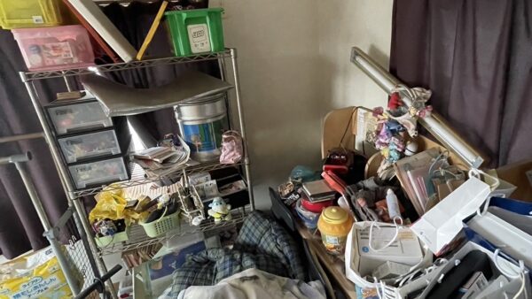 【越谷市】二世帯住宅不用品撤去、リサイクル品、鑑定品